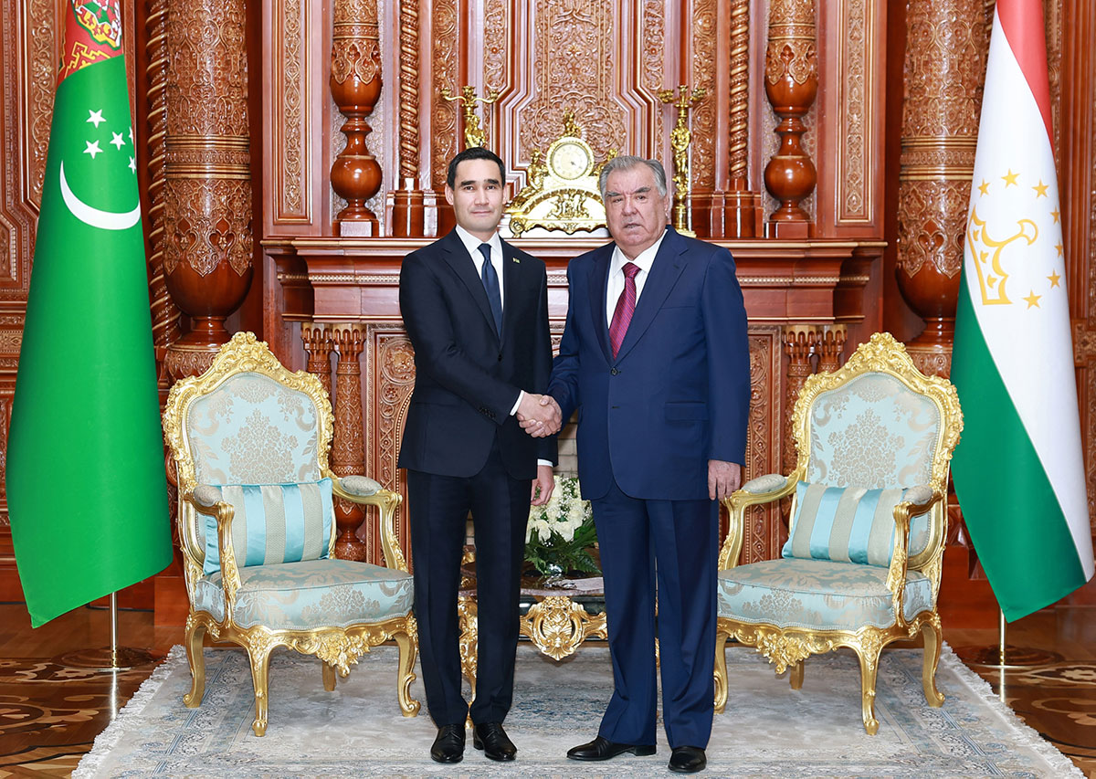 Türkmenistanyň Prezidentiniň Täjigistan Respublikasynyň Prezidenti bilen duşuşygy